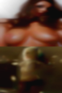 Street couples girl looking for threesome for money.
