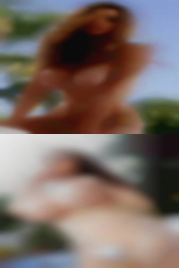 A similiar looking for women couple.